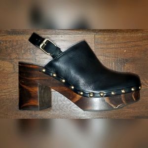 LIBERTY HEELED CLOG